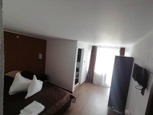 Pensiunea Iuliana Căpăţîneni-Ungureni Exterior foto